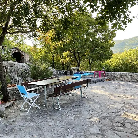 Casa de Férias Welcoming House In Poljica With Private Pool Kruševo