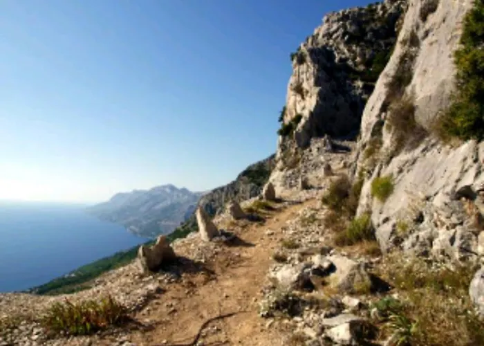 Hébergement de vacances Welcoming House In Poljica With Private Pool