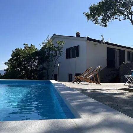 Nyaraló Welcoming House In Poljica With Private Pool *