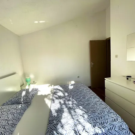 Welcoming House In Poljica With Private Pool بيت للعطل