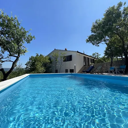 Welcoming House In Poljica With Private Pool Nyaraló