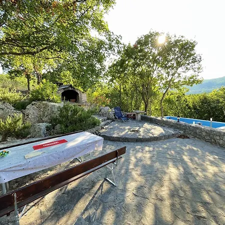 Welcoming House In Poljica With Private Pool Nyaraló