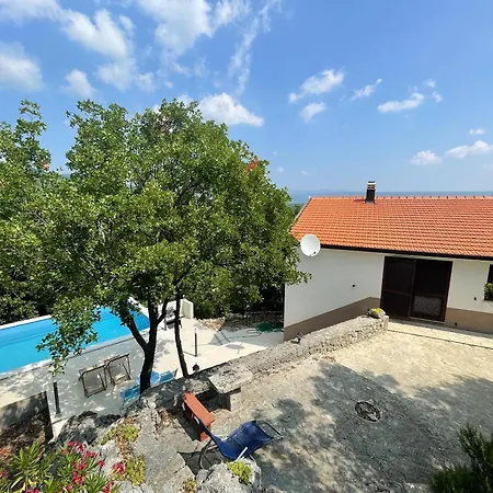 Nyaraló Welcoming House In Poljica With Private Pool *