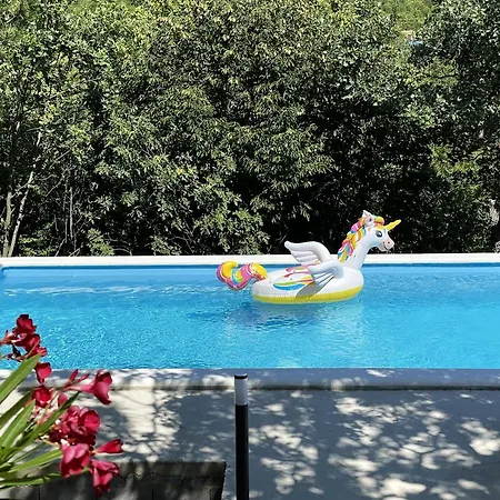 Nyaraló Welcoming House In Poljica With Private Pool *
