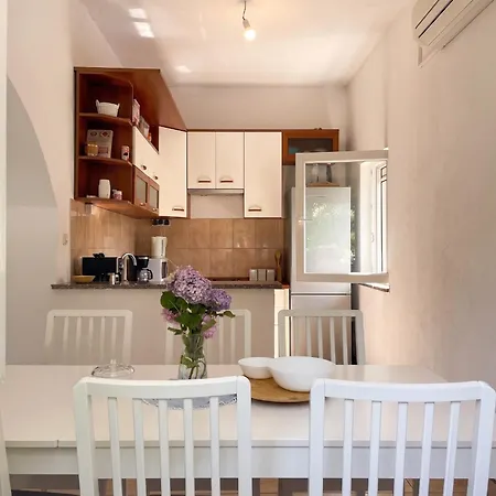 Holiday home Welcoming House In Poljica With Private Pool