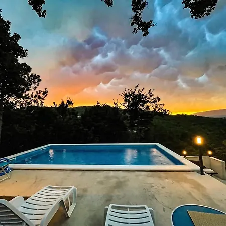Welcoming House In Poljica With Private Pool Kruševo
