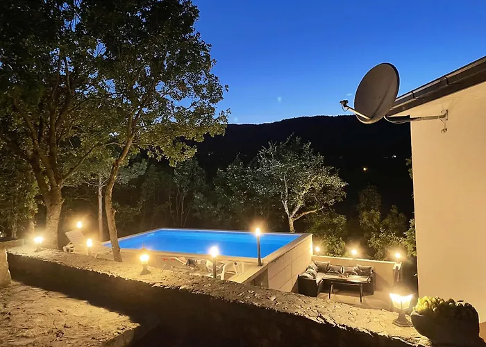Welcoming House In Poljica With Private Pool * Krusevo (Zadar)
