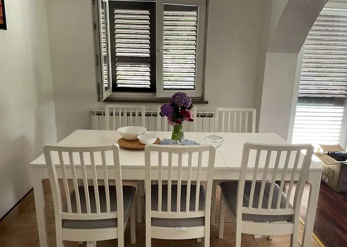 Welcoming House In Poljica With Private Pool 펜션