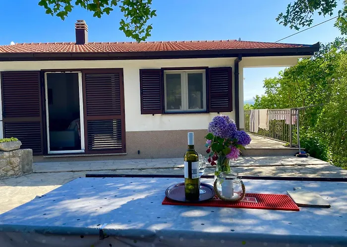 펜션 Welcoming House In Poljica With Private Pool Kruševo