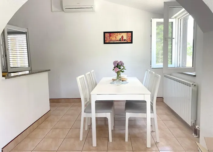Welcoming House In Poljica With Private Pool Kruševo