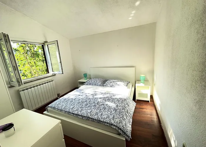 Welcoming House In Poljica With Private Pool 펜션