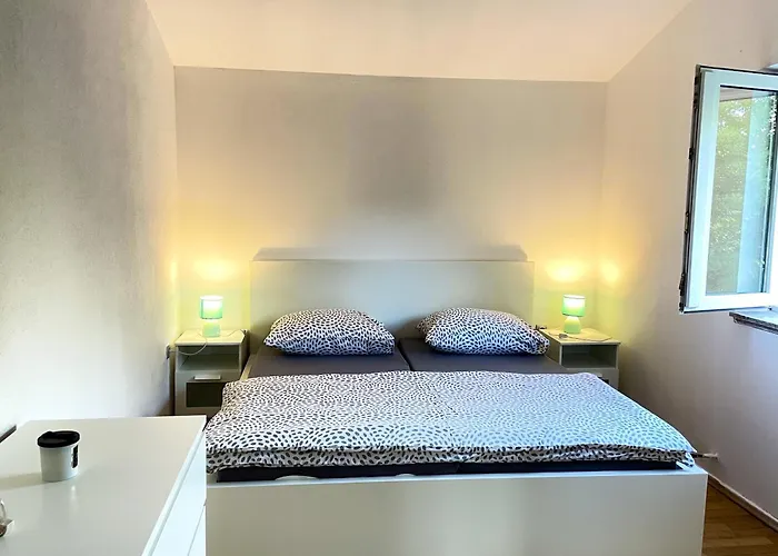 Welcoming House In Poljica With Private Pool 펜션 *